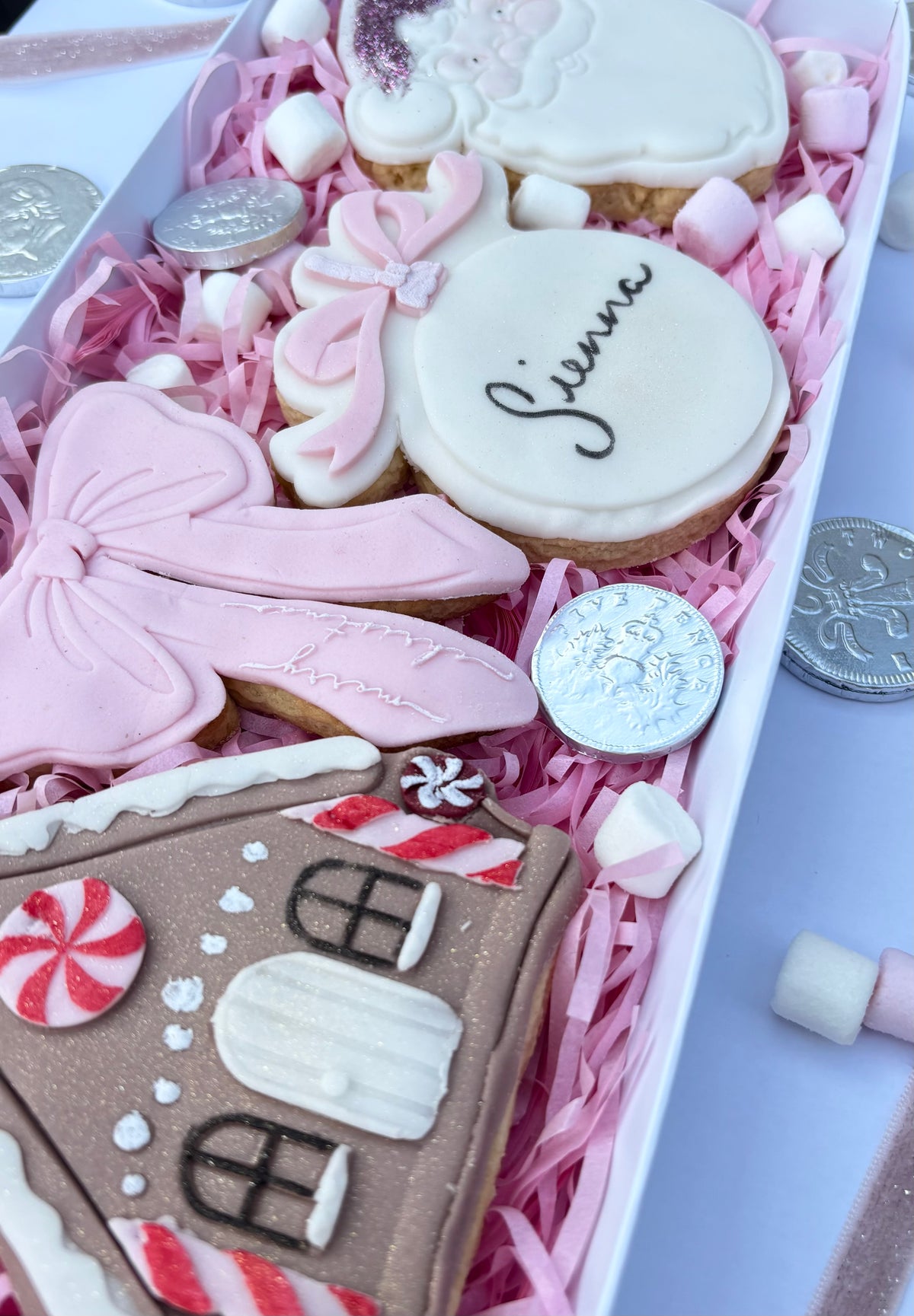 GIRLY CHRISTMAS BISCUIT BOX PREORDER