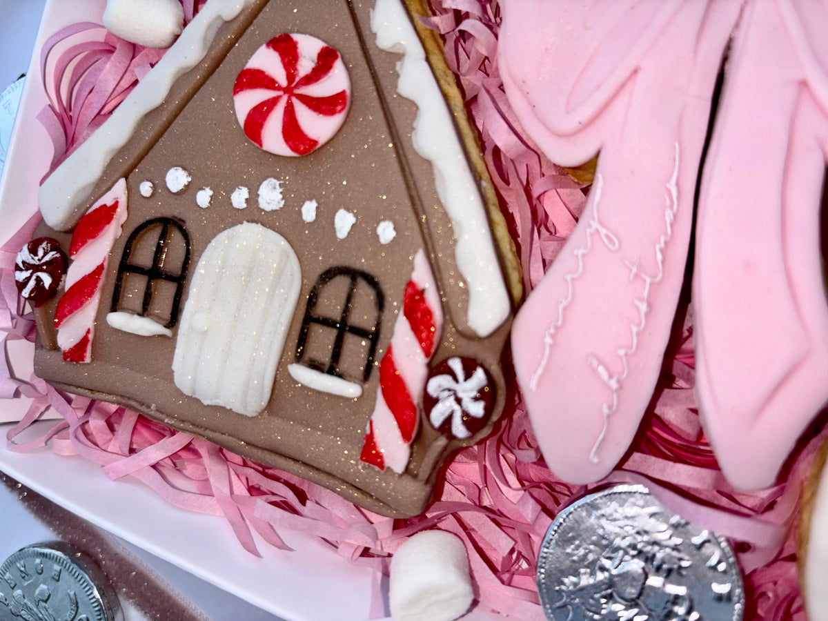 GIRLY CHRISTMAS BISCUIT BOX PREORDER